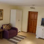 Moris Beach Apartments