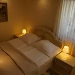 Moris Beach Apartments